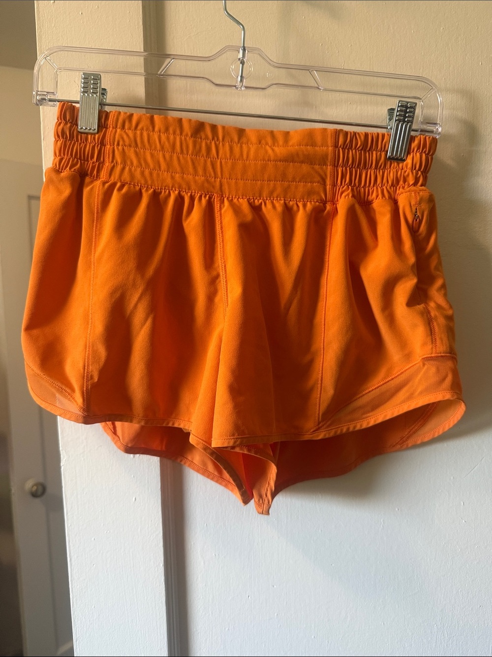 Lululemon Orange HR Hotty Hot shorts! Size 6! Like new!